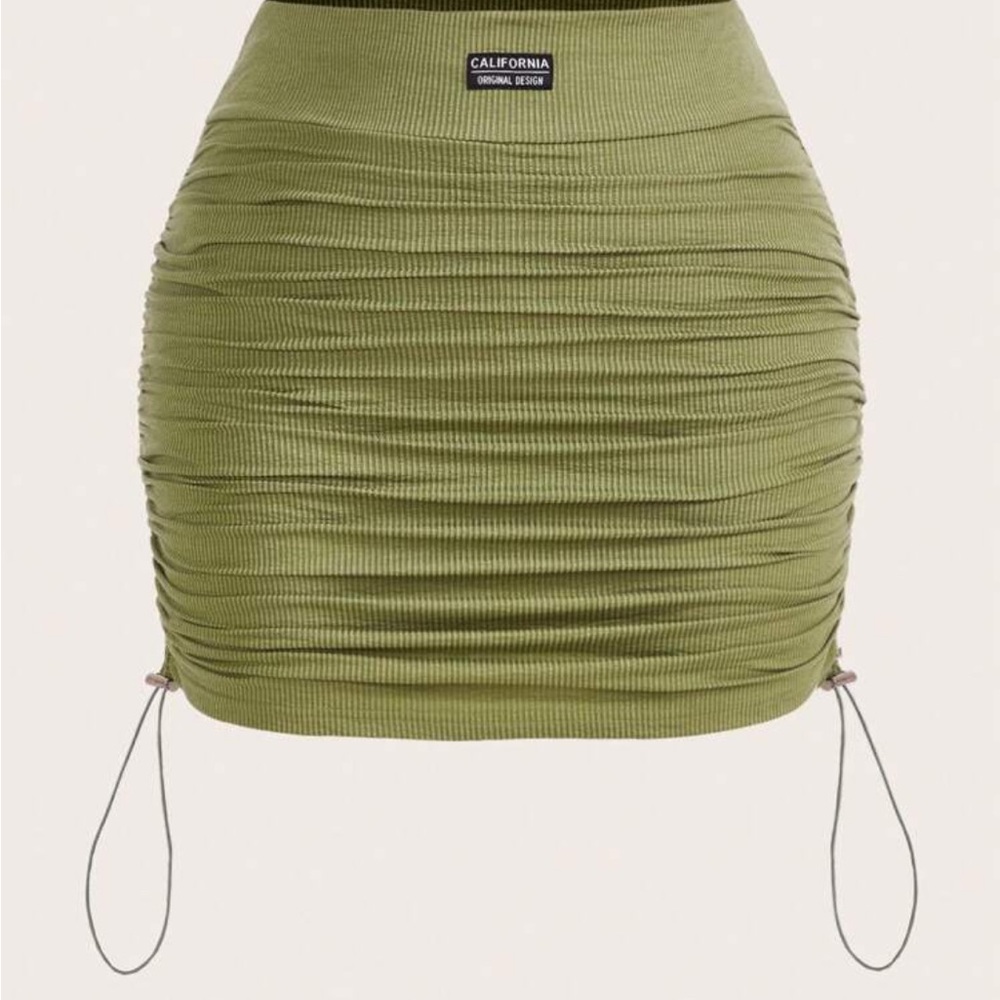 SHEIN Green Bubble Ruched Mini Skirt